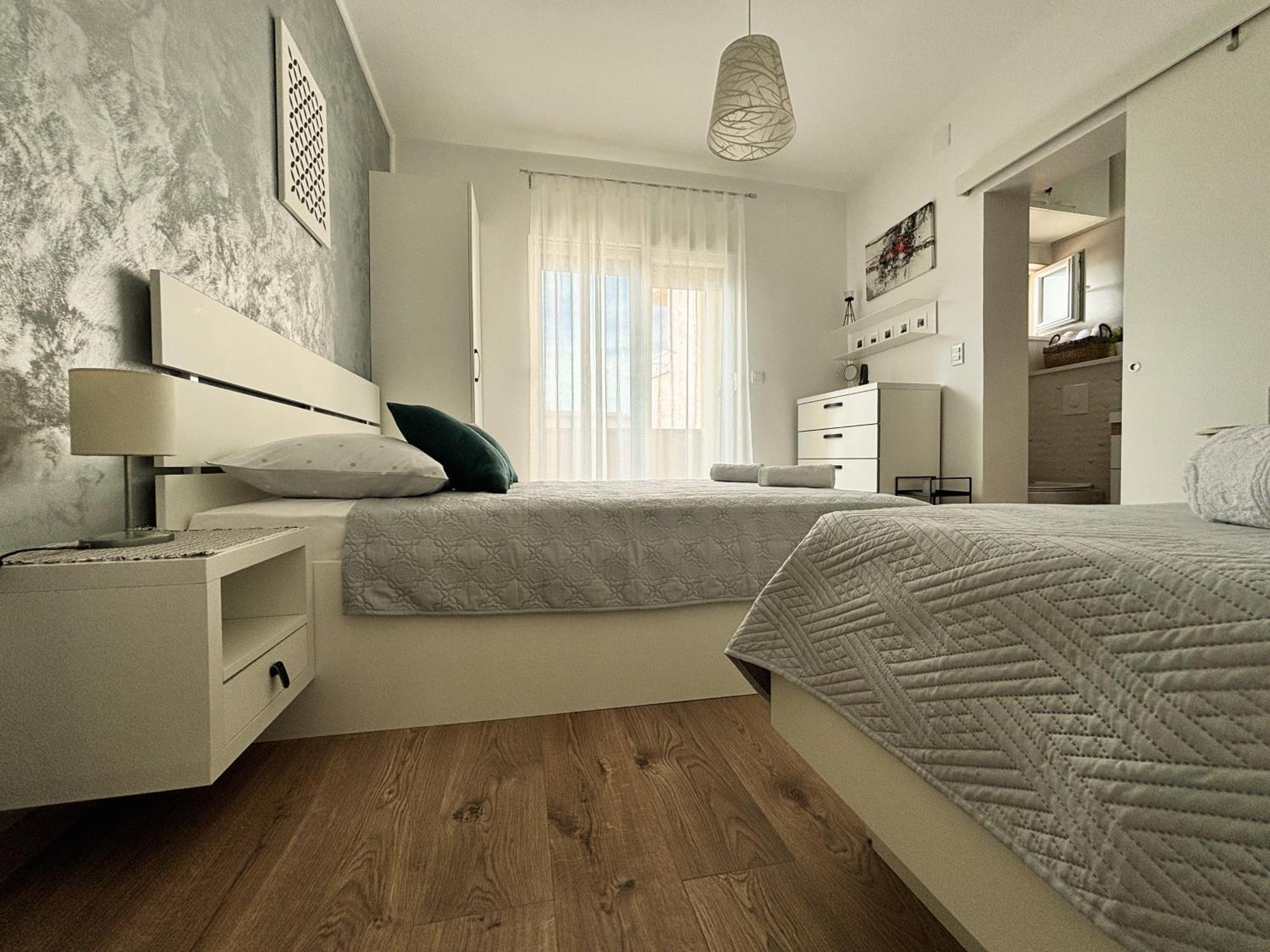 Sea & Sun Apartments Tucepi Tučepi Quarto foto